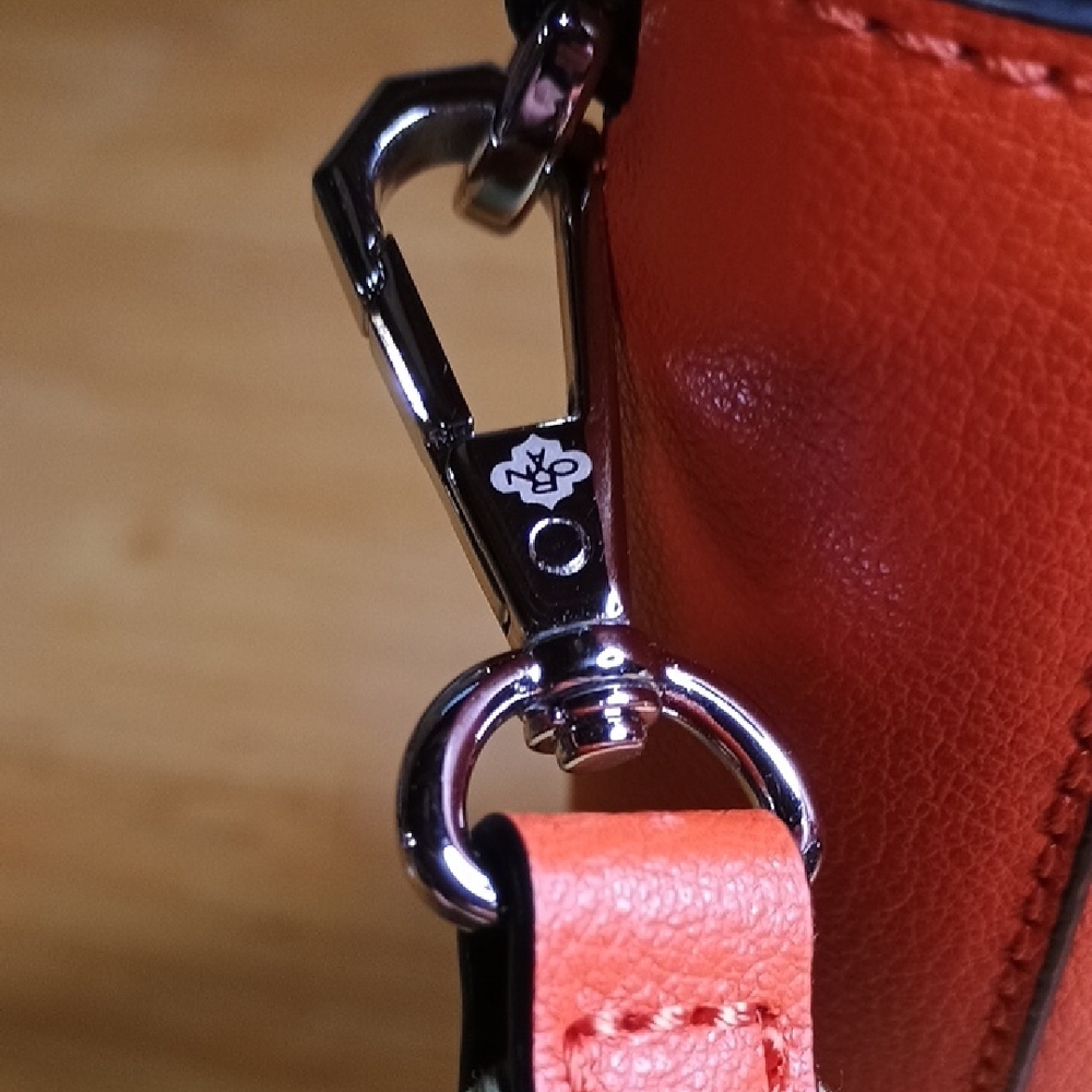 orYANY Orange Leather Crossbody Bucket Bag with Green Strap - Picture 6 of 13